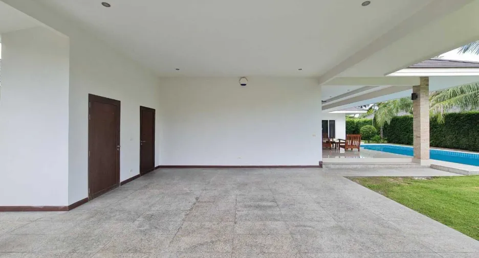 Villa zum Kauf mit 4 Zimmer in Cha Am, Phetchaburi