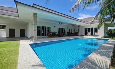 For sale 4 bedrooms villa in Cha Am, Phetchaburi