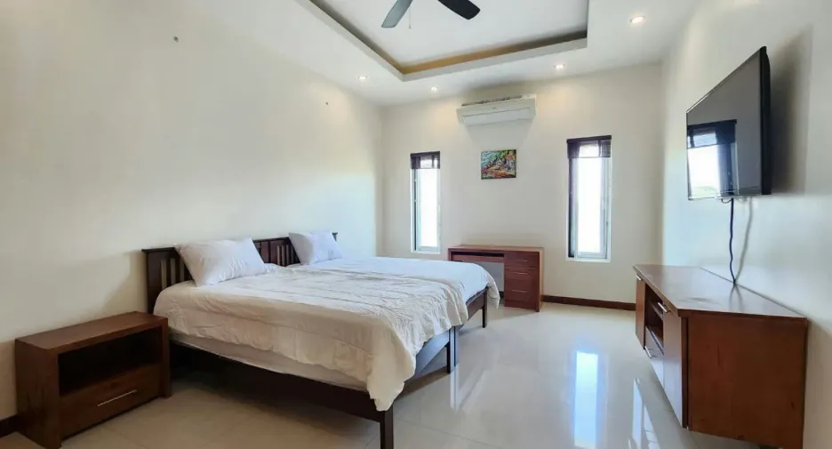 Villa zum Kauf mit 4 Zimmer in Cha Am, Phetchaburi