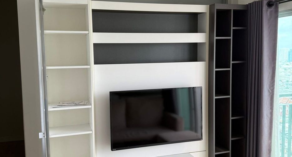 For sale 1 bed condo in Thon Buri, Bangkok
