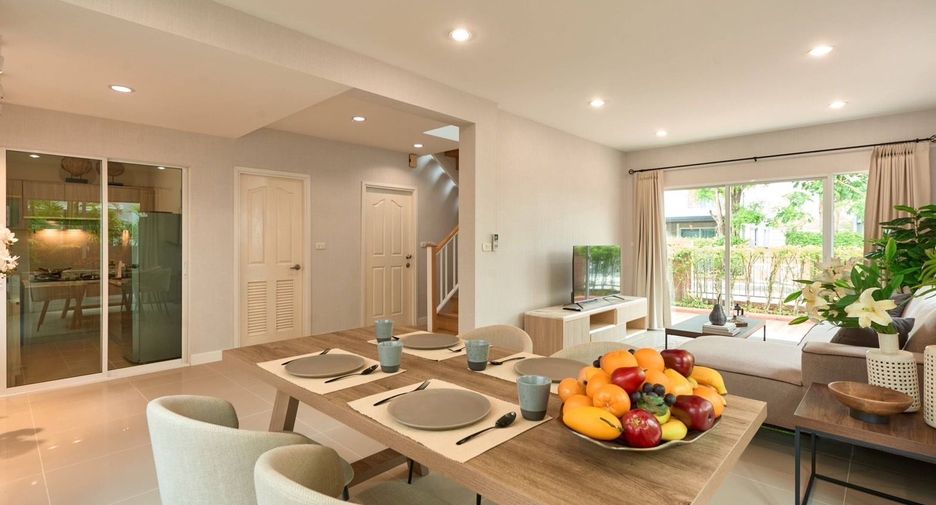 For sale 3 bedrooms house in San Kamphaeng, Chiang Mai