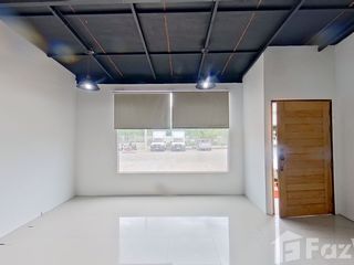 Casa adosada en venta de 3 habitaciones en Mueang Chiang Mai, Chiang Mai