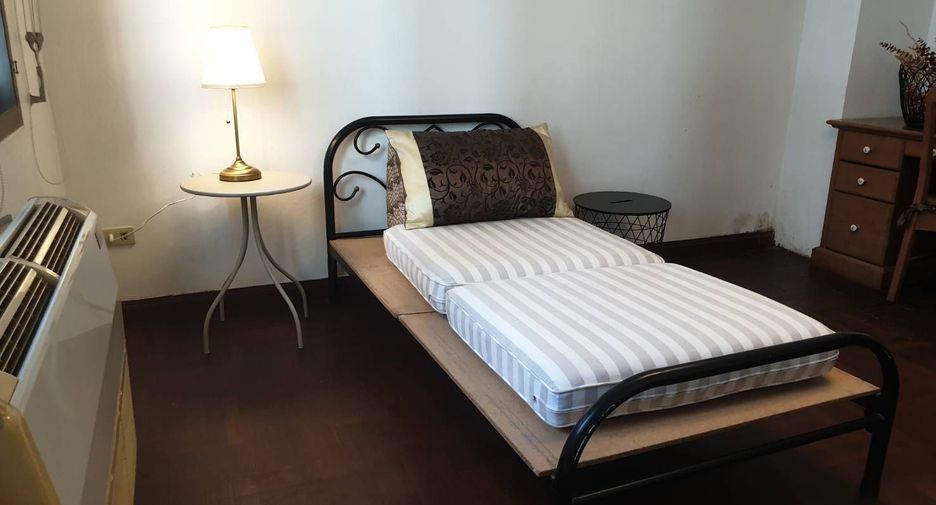 Villa zum Kauf und zur Miete mit 3 Zimmer in Watthana, Bangkok
