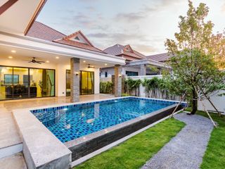 For sale 3 bedrooms villa in Cha Am, Phetchaburi