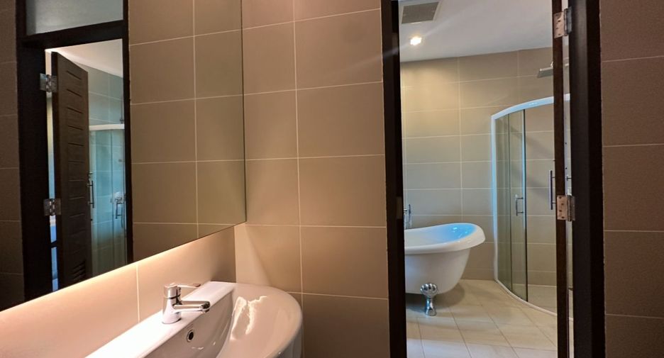 Condo en alquiler de 2 habitaciones en Mueang Chiang Mai, Chiang Mai