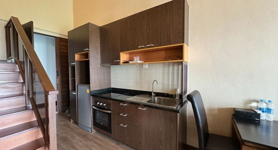 Condo en alquiler de 2 habitaciones en Mueang Chiang Mai, Chiang Mai