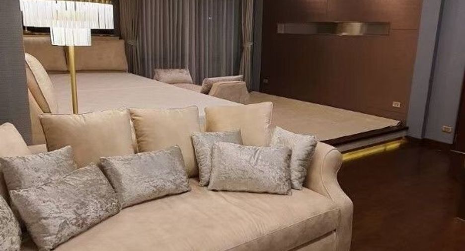 ขาย 5 ห้องนอน บ้านเดี่ยว ใน ตลิ่งชัน, กรุงเทพฯ