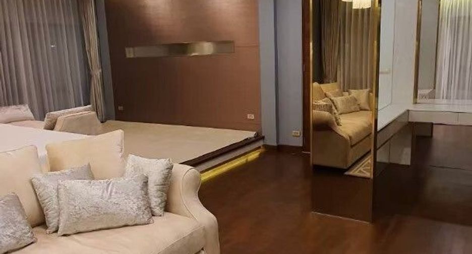 ขาย 5 ห้องนอน บ้านเดี่ยว ใน ตลิ่งชัน, กรุงเทพฯ