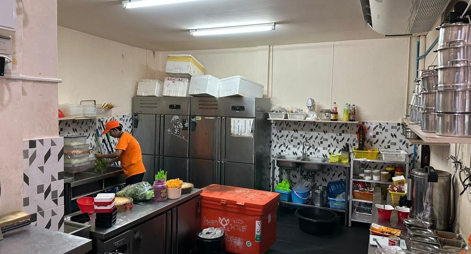 For rent 1 bed retail Space in Mueang Phuket, Phuket