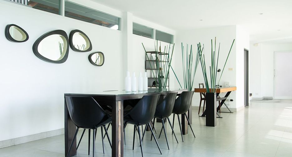 For sale and for rent 5 bedrooms villa in Mueang Phuket, Phuket