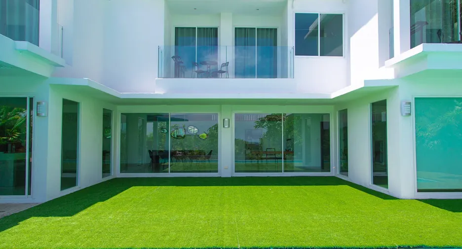 For sale and for rent 5 bedrooms villa in Mueang Phuket, Phuket