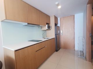 For sale 1 Beds condo in Phaya Thai, Bangkok