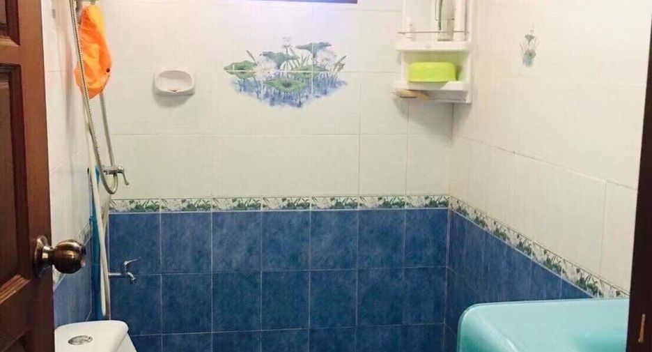 For sale 3 bedrooms house in Saraphi, Chiang Mai