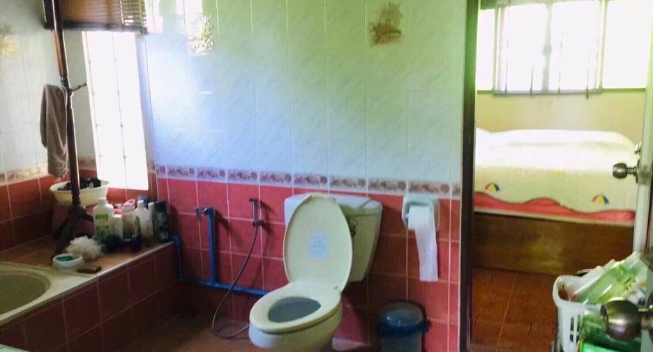 For sale 3 bedrooms house in Saraphi, Chiang Mai