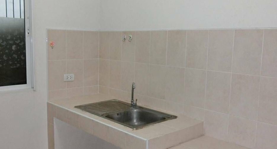 For sale and for rent 3 bedrooms townhouse in Chom Thong, Bangkok