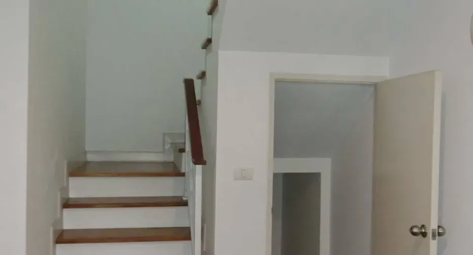 Продажа и аренда 3 спальни таунхаус в Чом Тхонг, Бангкок