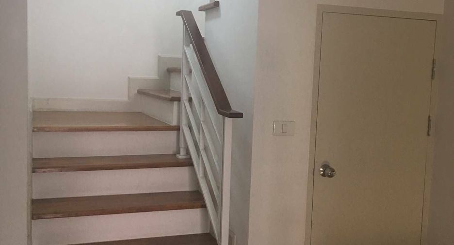 Продажа и аренда 3 спальни таунхаус в Чом Тхонг, Бангкок
