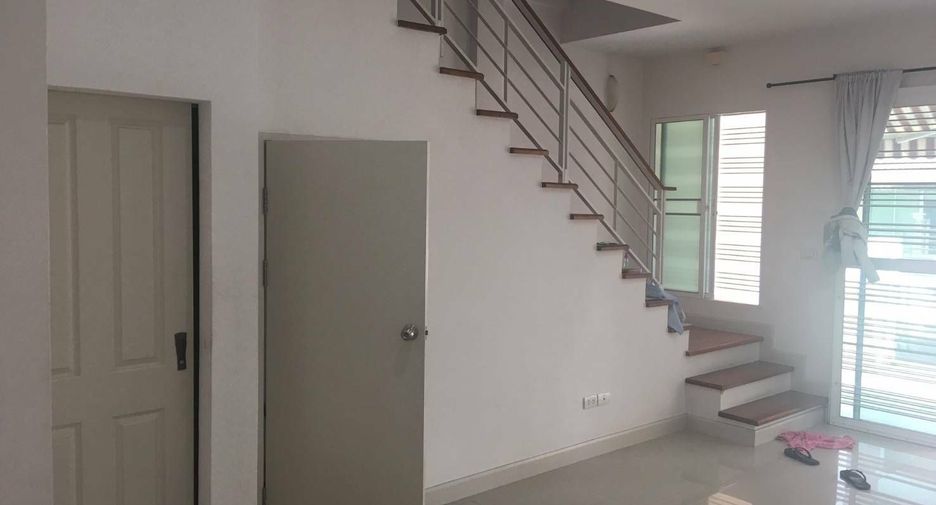 For sale and for rent 3 bedrooms townhouse in Chom Thong, Bangkok