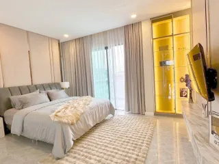 For rent 6 ベッドルーム villa in Bang Lamung, Chonburi
