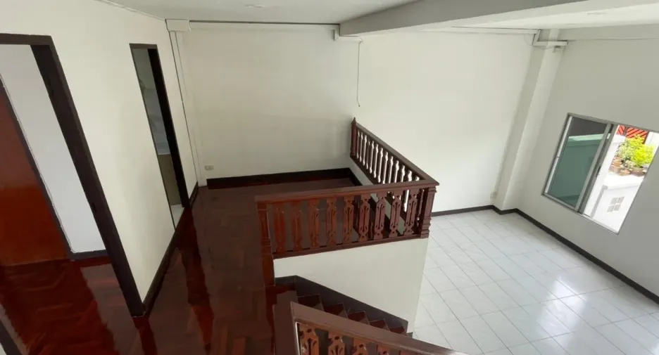 For sale 3 bedrooms townhouse in Prawet, Bangkok
