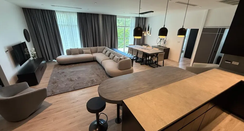 For sale 3 bedrooms condo in Kathu, Phuket