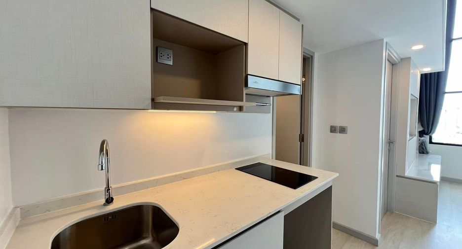 Wohnung zum Kauf mit 1 Zimmer in Sathon, Bangkok