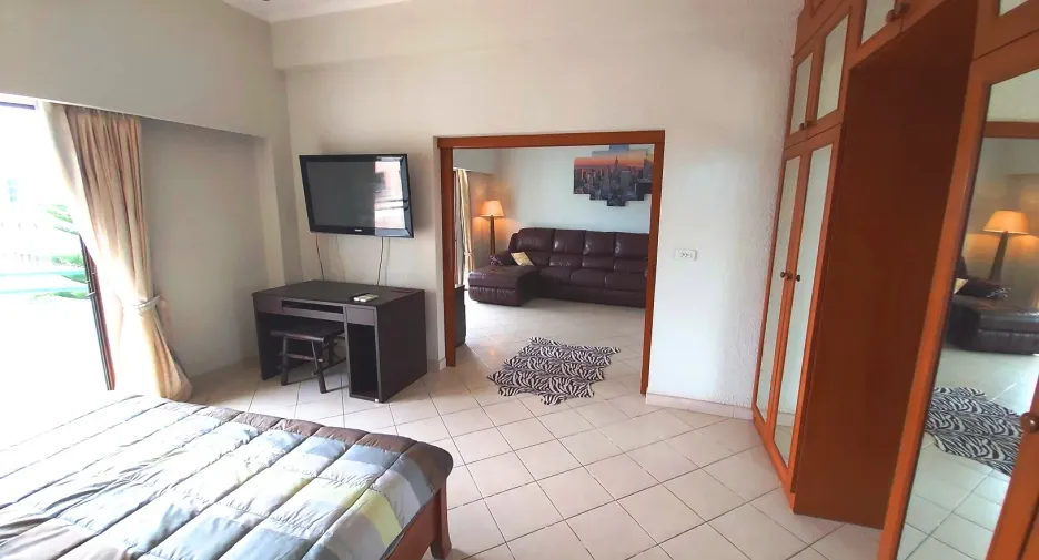 For rent 1 bed condo in Bang Lamung, Chonburi