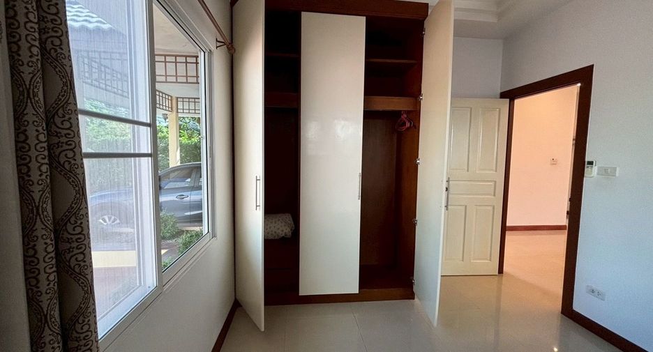 For rent 3 bedrooms house in Bang Lamung, Chonburi