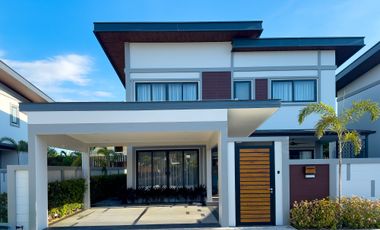 Villa en alquiler de 3 habitaciones en Bang Lamung, Chonburi