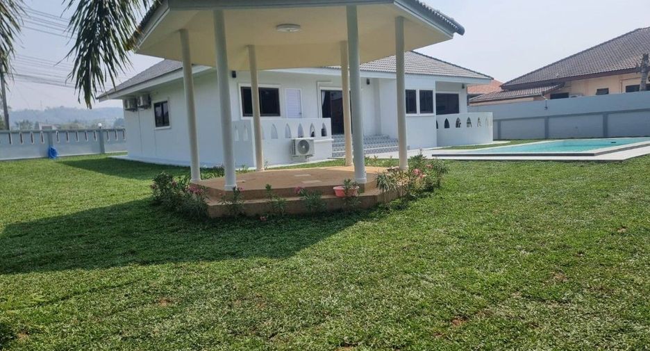 À vendre 3 chambres villa à Sattahip, Chonburi