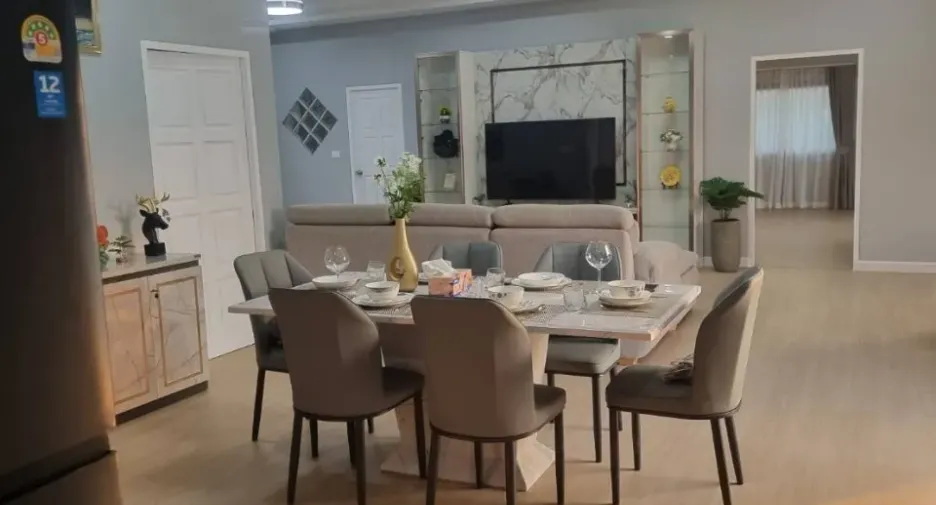À vendre 3 chambres villa à Sattahip, Chonburi