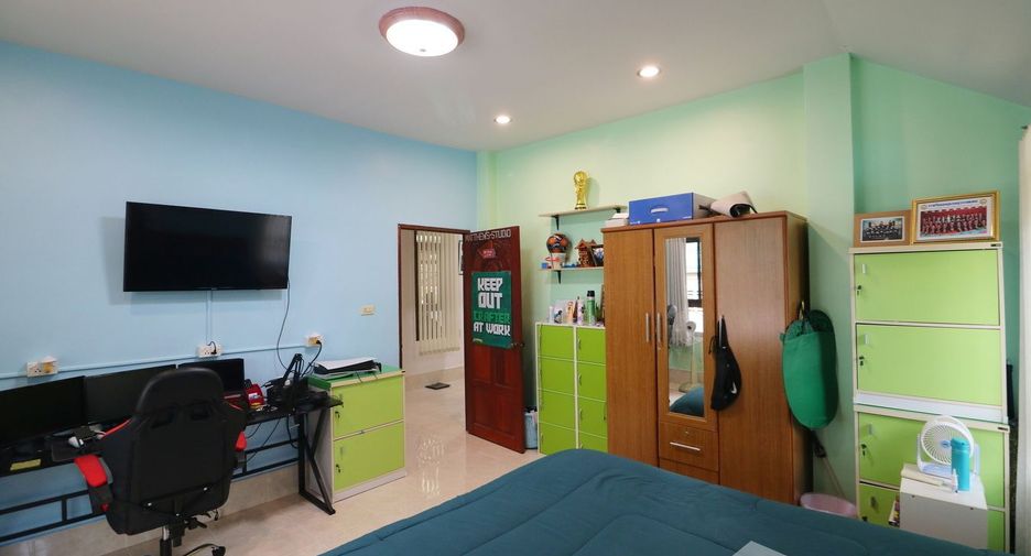 For sale 3 bedrooms house in Sawang Daen Din, Sakon Nakhon