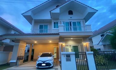 For sale 3 bedrooms house in San Kamphaeng, Chiang Mai