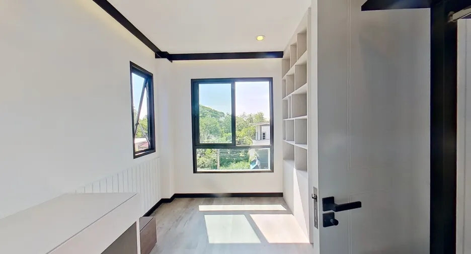 À vendre 4 chambres maison à Mueang Chiang Mai, Chiang Mai