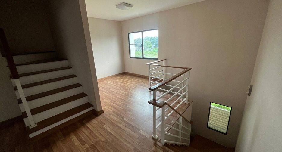 Reihenhaus zum Kauf mit 3 Zimmer in Phra Samut Chedi, Samut Prakan