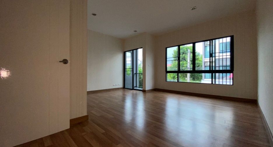 Reihenhaus zum Kauf mit 3 Zimmer in Phra Samut Chedi, Samut Prakan