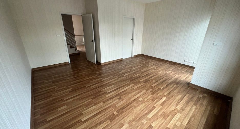 Reihenhaus zum Kauf mit 3 Zimmer in Phra Samut Chedi, Samut Prakan
