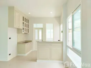 For sale 3 bedrooms house in Lat Krabang, Bangkok