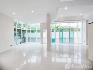 For sale 3 bedrooms house in Lat Krabang, Bangkok