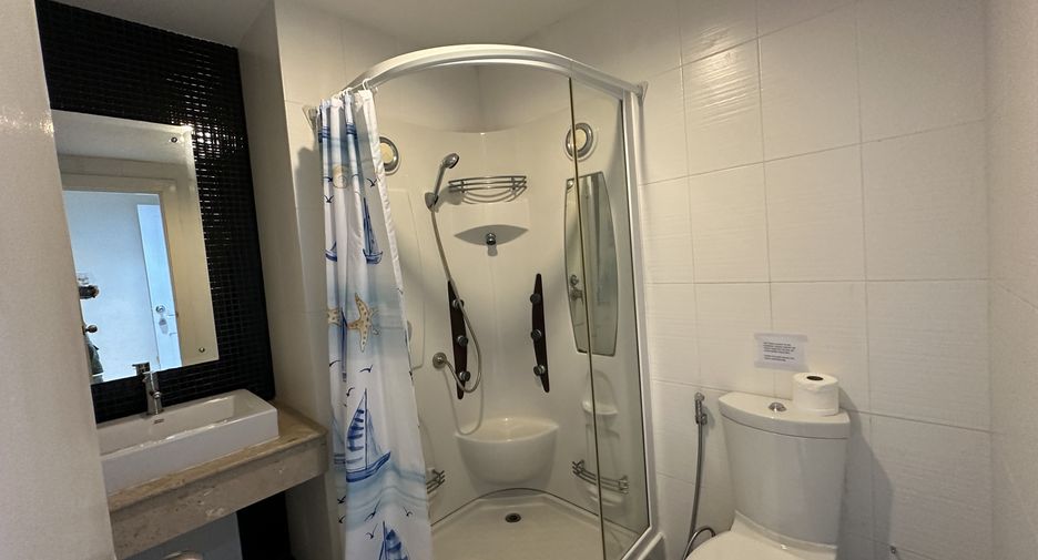 For sale and for rent 2 bedrooms condo in Mueang Phuket, Phuket