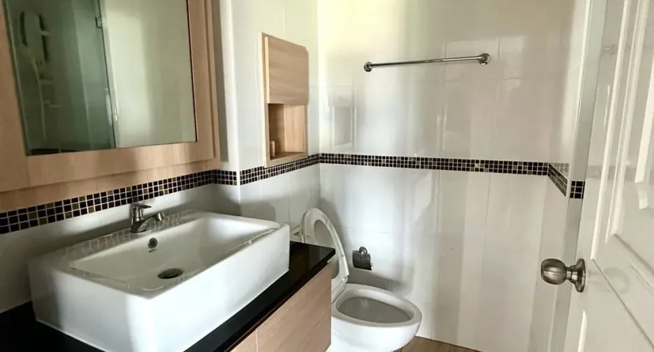 For sale and for rent 2 bedrooms condo in Hua Hin, Prachuap Khiri Khan