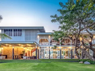 For sale 3 bedrooms villa in Cha Am, Phetchaburi