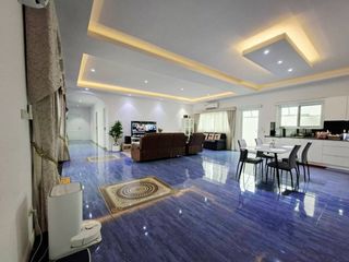 For sale そして for rent 3 ベッドルーム villa in Hua Hin, Prachuap Khiri Khan