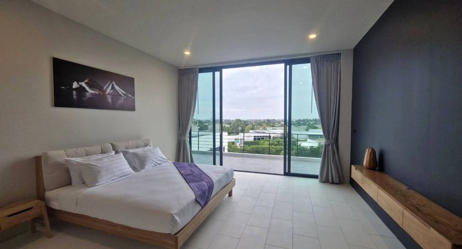 For sale 5 bedrooms villa in Hua Hin, Prachuap Khiri Khan