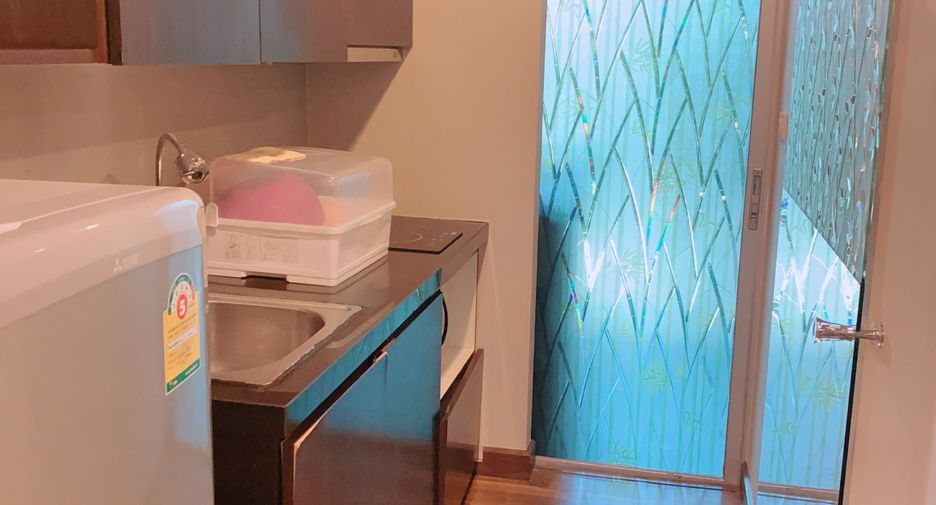 For sale 1 bed condo in Khan Na Yao, Bangkok