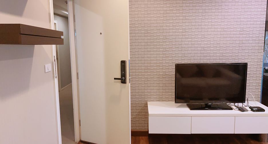For sale 1 bed condo in Khan Na Yao, Bangkok