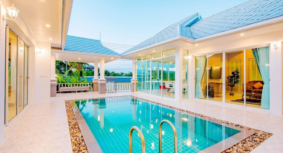 For rent 4 bedrooms villa in Hua Hin, Prachuap Khiri Khan