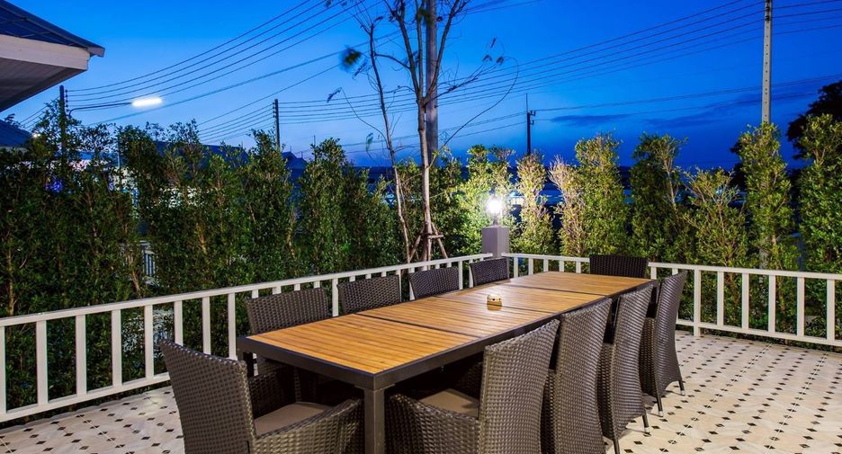 For rent 4 bedrooms villa in Hua Hin, Prachuap Khiri Khan