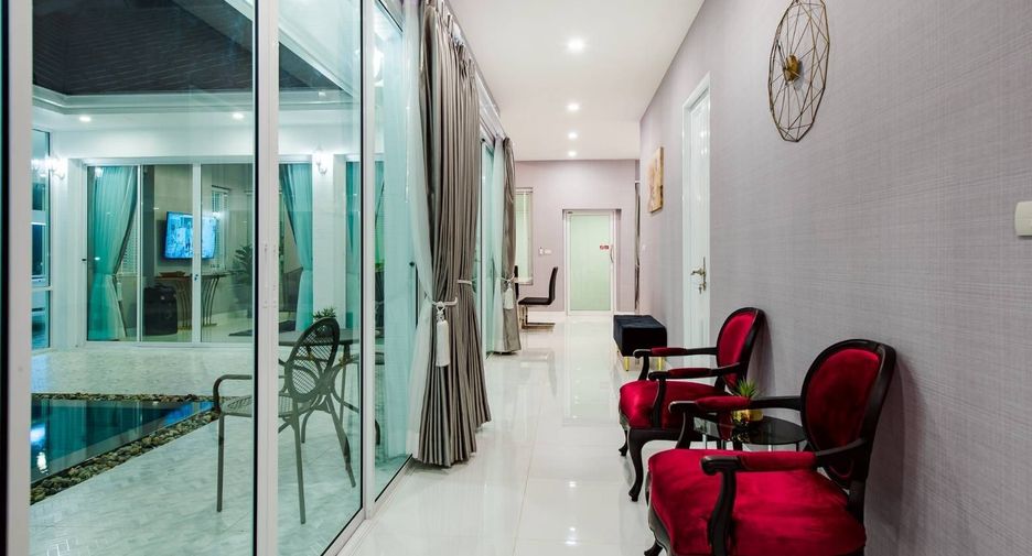 For rent 4 bedrooms villa in Hua Hin, Prachuap Khiri Khan