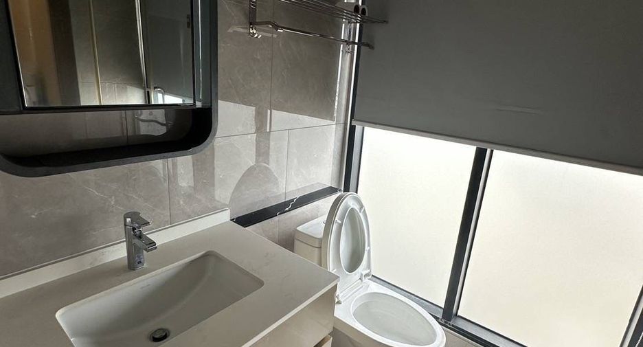 For sale and for rent 2 bedrooms condo in Huai Khwang, Bangkok